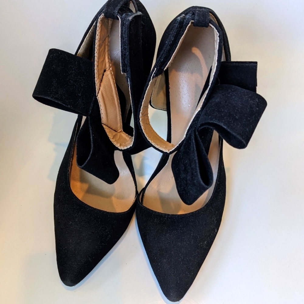 Woman's Bow Strap Heels ,Size 36